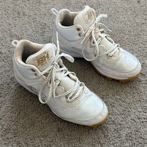 Under Armour Kids White High-Top cleats